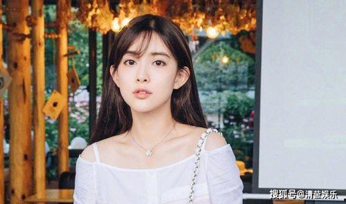 娱乐吃瓜社孟子义,娱乐圈的“瓜中瓜”,揭秘她的成长与蜕变